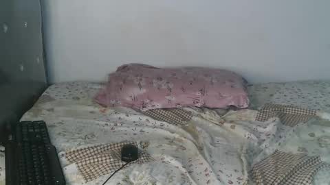 kisssmiles online show from 11/01/25, 07:16