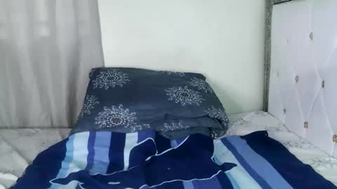 kisssmiles online show from 11/16/25, 11:16