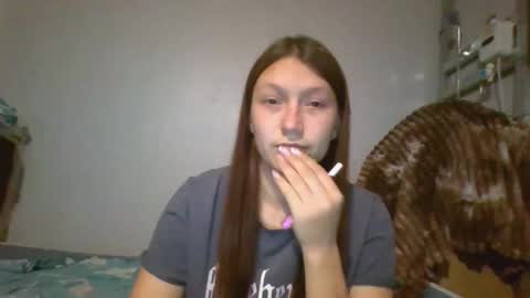 Snapshot of kiti_kitiss chatting on 10/16/25, 03:35 kiti_kitiss online show from 10/16/25, 03:35
