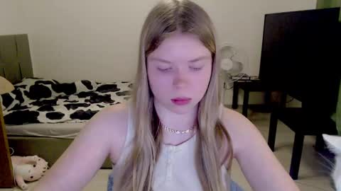 Jennyblonde and Emmabrunette online show from 03/09/25, 01:35