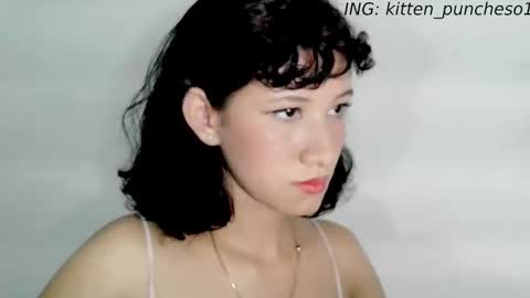 Snapshot of kitten_punches01 chatting on 09/09/25, 08:30 kitten_punches01 online show from 09/09/25, 08:30