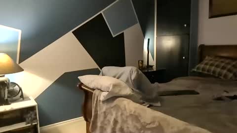 KittenKatch online show from 11/19/25, 07:41