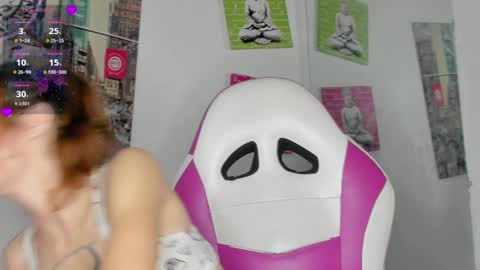 Snapshot of kitty__black__ chatting on 02/08/25, 08:53 KITTY online show from 02/08/25, 08:53