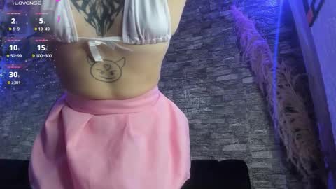 Snapshot of kitty__black__ chatting on 09/17/25, 09:16 KITTY online show from 09/17/25, 09:16