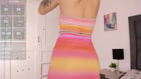 Snapshot of kitty_angell_ chatting on 10/24/25, 08:05 kitty_angell_ online show from 10/24/25, 08:05