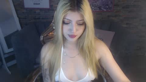 kitty_fox_b online show from 01/18/25, 12:36