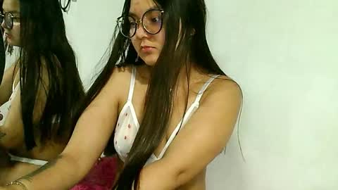 kitty_g3 online show from 12/02/25, 03:34