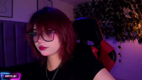 Camila online show from 11/08/25, 02:23