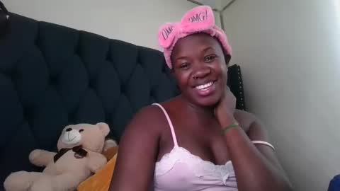 kitty_kerry online show from 10/19/25, 10:27