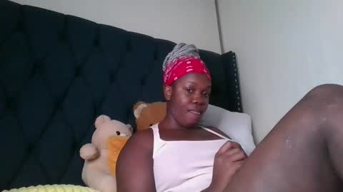 kitty_kerry online show from 11/06/25, 02:34