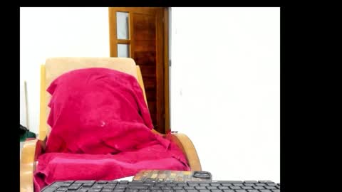 kitty love2006 online show from 11/01/25, 08:38