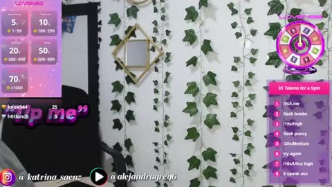 Kitty Saenz online show from 01/21/25, 10:19