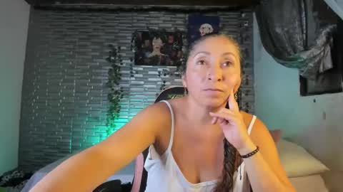 violet online show from 10/21/25, 03:29