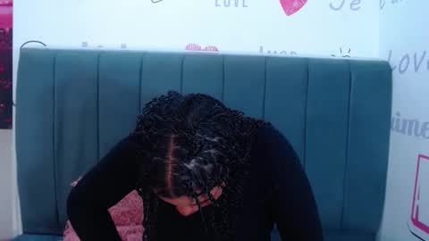 Snapshot of kittybrookex chatting on 09/20/25, 04:35 Valery online show from 09/20/25, 04:35