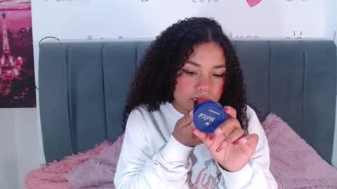 Snapshot of kittybrookex chatting on 10/23/25, 02:05 Valery online show from 10/23/25, 02:05