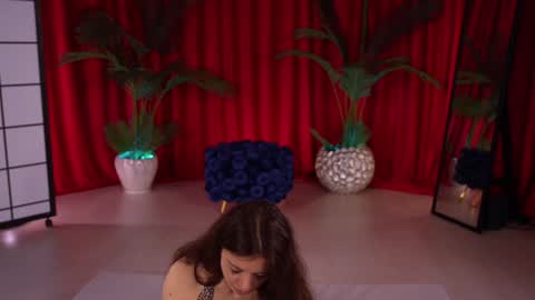 Snapshot of kittycaitlin chatting on 10/10/25, 05:45 Katya online show from 10/10/25, 05:45