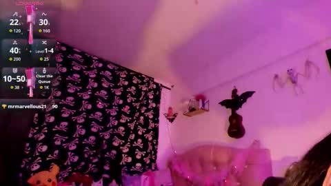 Kitty Goth  online show from 11/20/25, 09:58