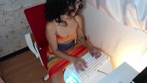 Snapshot of kittykatss chatting on 01/24/25, 02:19 Viktoria online show from 01/24/25, 02:19