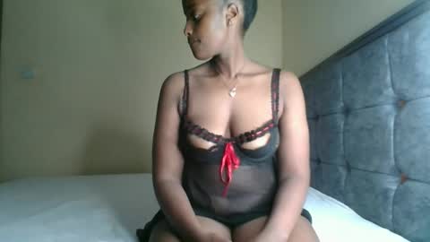 Kittypettite online show from 10/01/25, 07:20