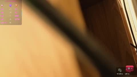 Kitty  online show from 11/03/25, 11:33