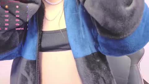 Kitty  online show from 11/08/25, 11:54