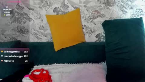 Snapshot of kittyy_cuttie chatting on 03/08/25, 01:36 kittyy online show from 03/08/25, 01:36