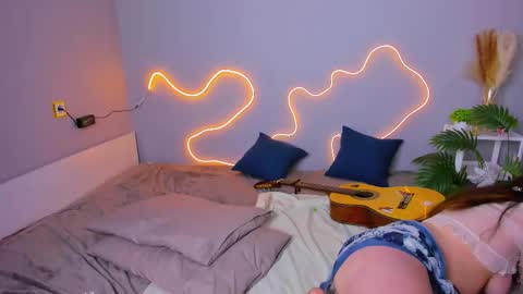 Snapshot of kittyy_rinna chatting on 10/07/25, 01:47 Rina online show from 10/07/25, 01:47