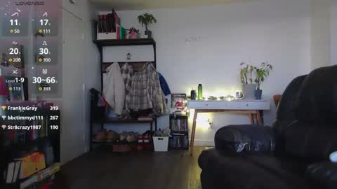 Snapshot of kittyymaze chatting on 12/13/24, 08:47 Kittyymaze online show from 12/13/24, 08:47