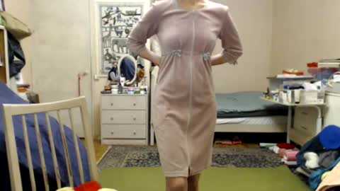 Snapshot of kiuminberry chatting on 12/22/24, 02:06 KiuminBerry online show from 12/22/24, 02:06