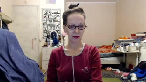 Snapshot of kiuminberry chatting on 01/03/25, 03:01 KiuminBerry online show from 01/03/25, 03:01