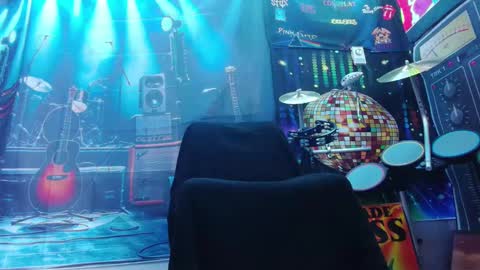 kiveuxmakeu online show from 02/28/25, 10:06