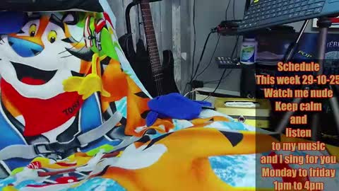 kiveuxmakeu online show from 10/02/25, 04:08