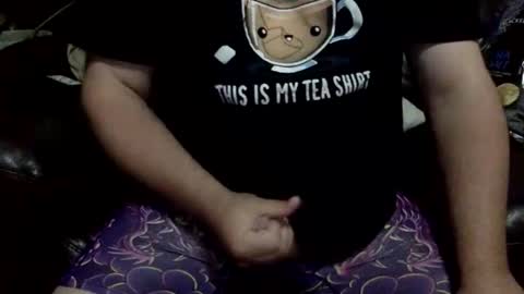 Snapshot of kiwiabroad2620 chatting on 11/18/25, 10:20 Kiwiabroad online show from 11/18/25, 10:20