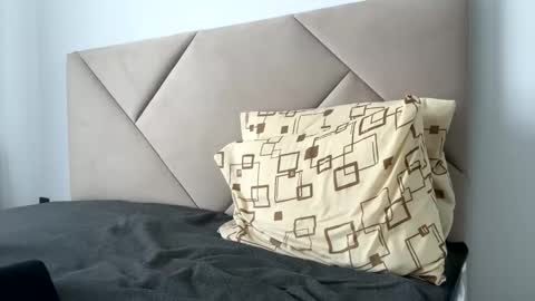 Snapshot of kiwigray chatting on 02/26/25, 09:53 kiwigray online show from 02/26/25, 09:53