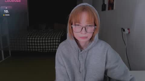 Snapshot of klares_wasser chatting on 02/12/25, 03:38 Klares online show from 02/12/25, 03:38