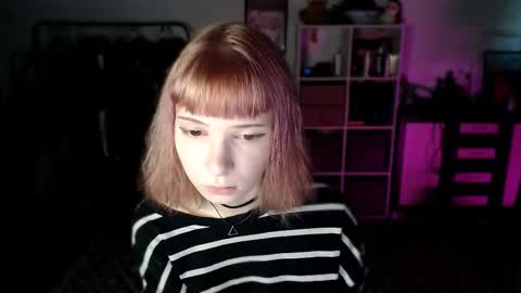 Snapshot of klares_wasser chatting on 09/30/25, 02:00 Klares online show from 09/30/25, 02:00