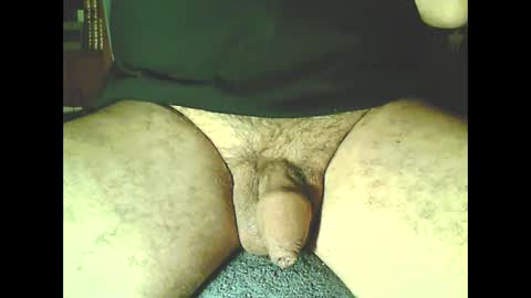 Snapshot of kledenn chatting on 03/03/25, 10:06 kledenn online show from 03/03/25, 10:06