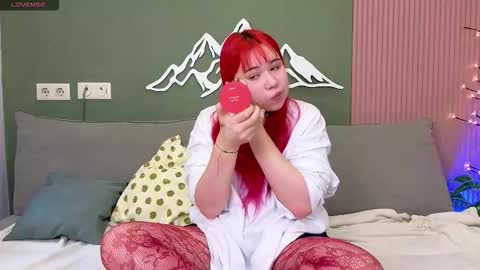 Klee online show from 10/12/25, 04:44