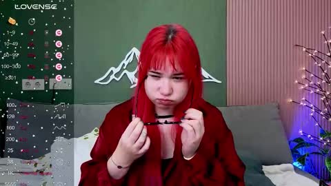 Klee online show from 10/13/25, 04:34