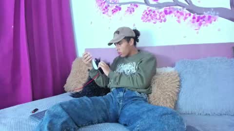 Snapshot of kleo_helenos chatting on 01/28/25, 02:32 KLEO online show from 01/28/25, 02:32