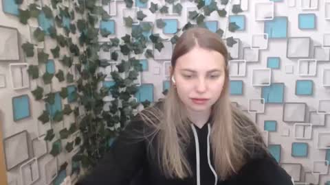 klerkarina online show from 02/18/25, 06:15