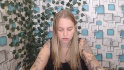 klerkarina online show from 09/24/25, 05:44