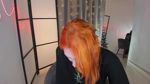 Snapshot of klin_miller chatting on 12/13/24, 04:00 Klin online show from 12/13/24, 04:00
