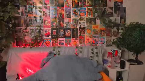Snapshot of klin_miller chatting on 09/11/25, 01:49 Klin online show from 09/11/25, 01:49