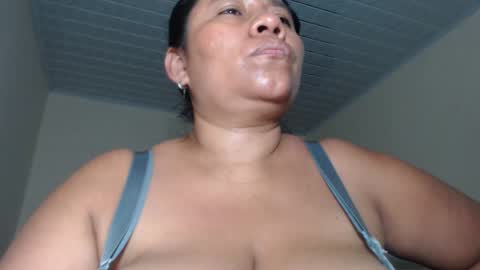 Kloe online show from 02/01/25, 07:57