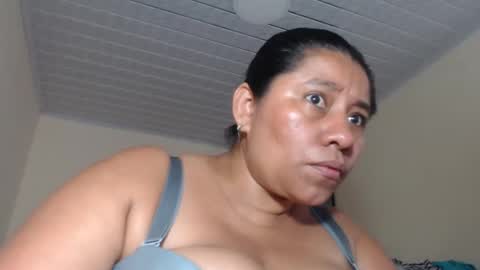 Kloe online show from 02/02/25, 06:42