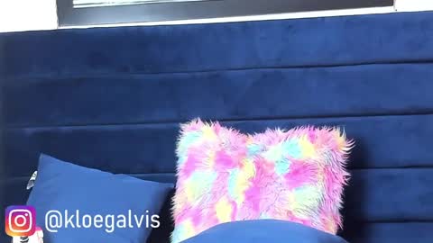 Snapshot of kloe_squirts chatting on 10/07/25, 01:58 KLOE online show from 10/07/25, 01:58