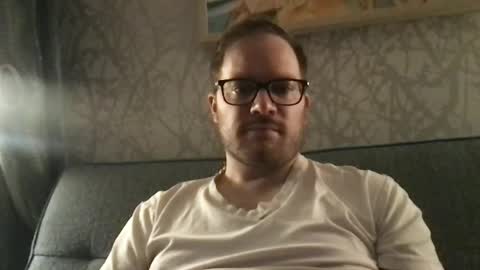 Snapshot of km0079 chatting on 12/21/24, 03:47 Kris online show from 12/21/24, 03:47