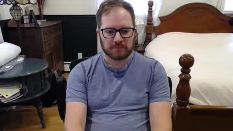 Snapshot of km0079 chatting on 09/21/25, 04:19 Kris online show from 09/21/25, 04:19