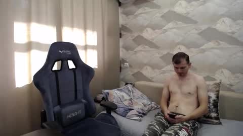 Snapshot of knight_5 chatting on 10/27/25, 06:50 Carter. online show from 10/27/25, 06:50